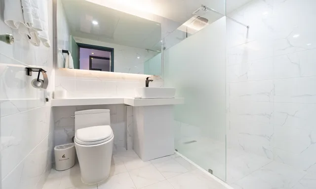 Bridge, Cruise, Ocean, Twin Beds, 1 Double and 1 Single Bed, Pool Access، Hotel Haven 7/7