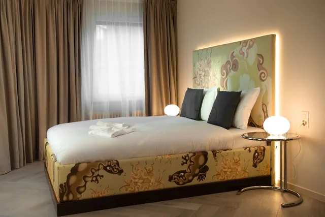 Senior, Central, Studio, Double Bed, Kitchenette، Fleming S 4/4