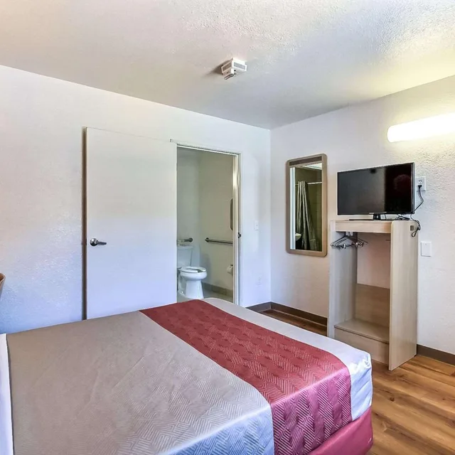 غرفة بسرير كوين لذوي الإعاقة، Motel6 Fremont, CA – North 7/10