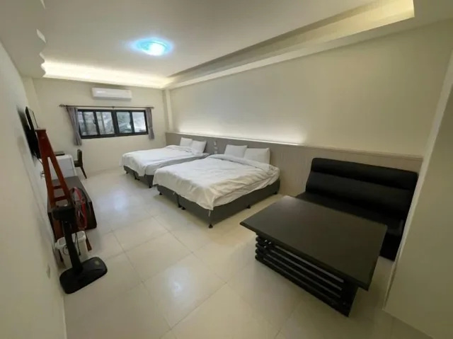 غرفة سوبيريور رباعية بسريرين كينج، Welcome Home B&B 1/1