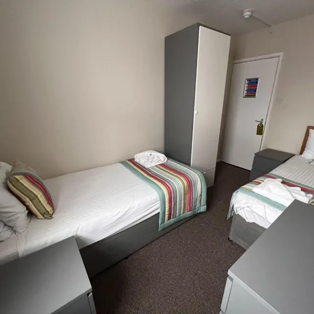 غرفة بسريرين منفصلين لذوي الإعاقة، The Georgian Hollies Hotel 4/5