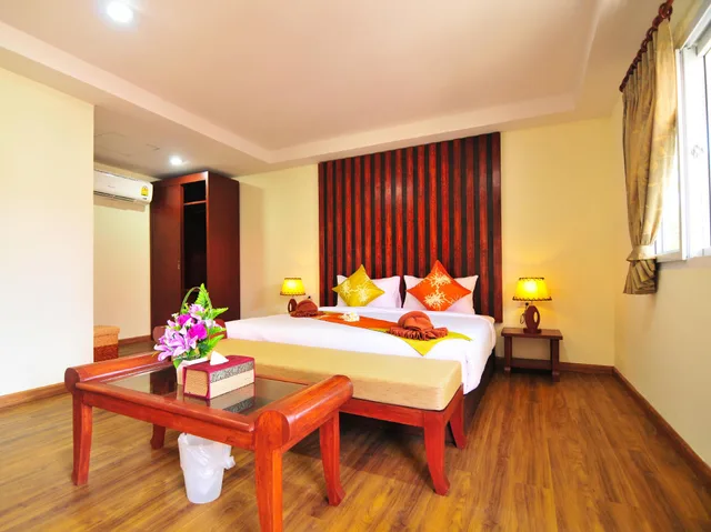 Luxury, Bungalow, Double and Twin Beds, PHI PHI BA KAO BAY RESORT 2/3