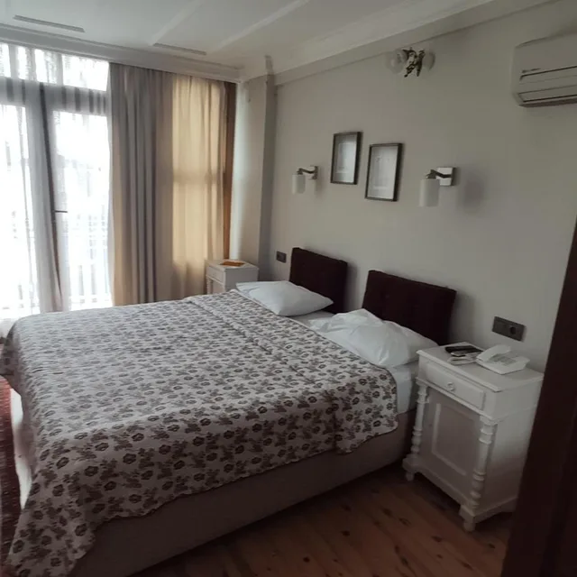 Deluxe, Double Bed, Sea View, Balcony, Turkoman 1/6