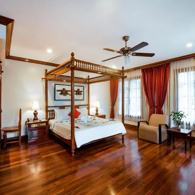 Royal, Crown, Suite، Royal Crown Hotel & Spa 5/10