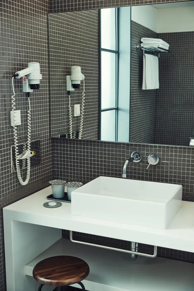 West, Twin Beds، La Casa Hotel Seoul 6/6