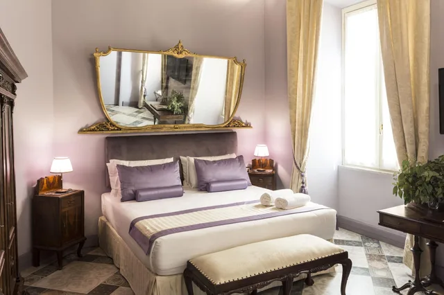 Deluxe, Suite, City View, Navona Grand Suite 2/4