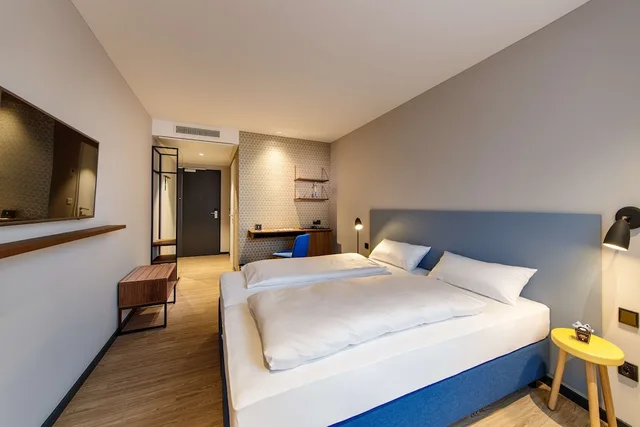 غرفة سوبيريور بسرير مزدوج، elaya hotel goeppingen, Trademark Collection by Wyndham 2/6