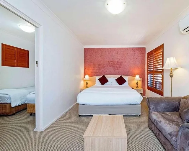 غرفة بسرير كينج، Country Plaza Motel Taree 1/8