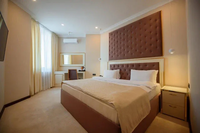 جناح جونيور بسرير كينج، Kazakhstan Hotel 1/1