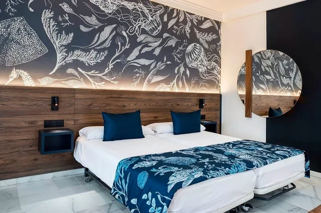 غرفة بإطلالة على البحر مفردة بسرير مزدوج، R2 Hotel Pajara Beach 1/5