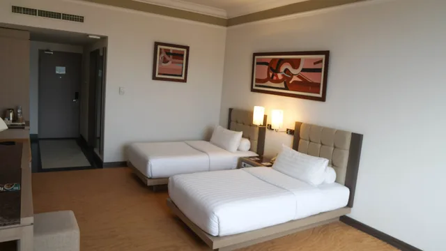 غرفة سوبيريور بسريرين منفصلين للمدخنين، Grand Wahid Hotel Salatiga 1/1