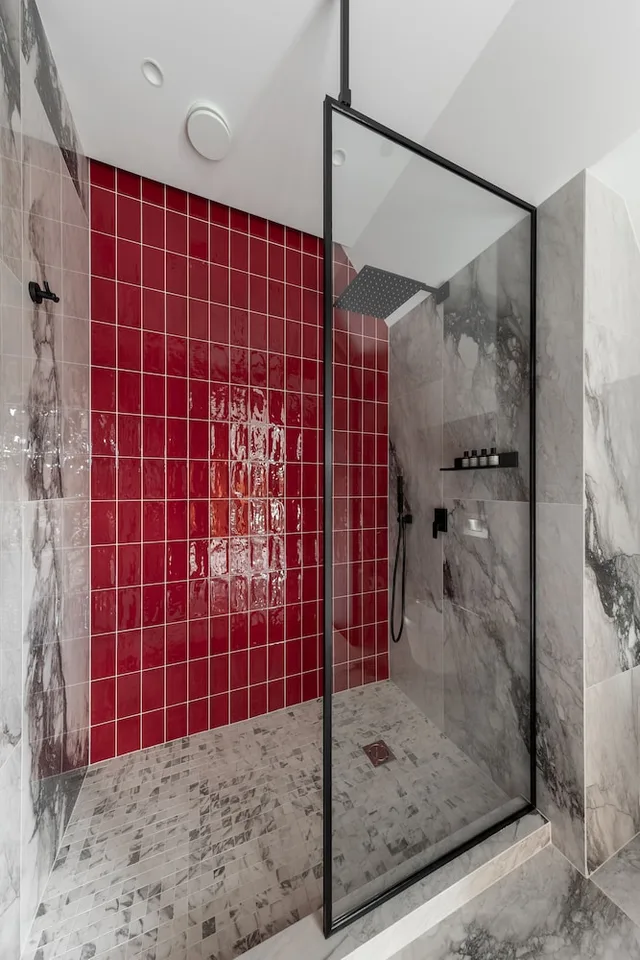 جناح رئاسي بسريرين كوين، A22 Hotel 6/9