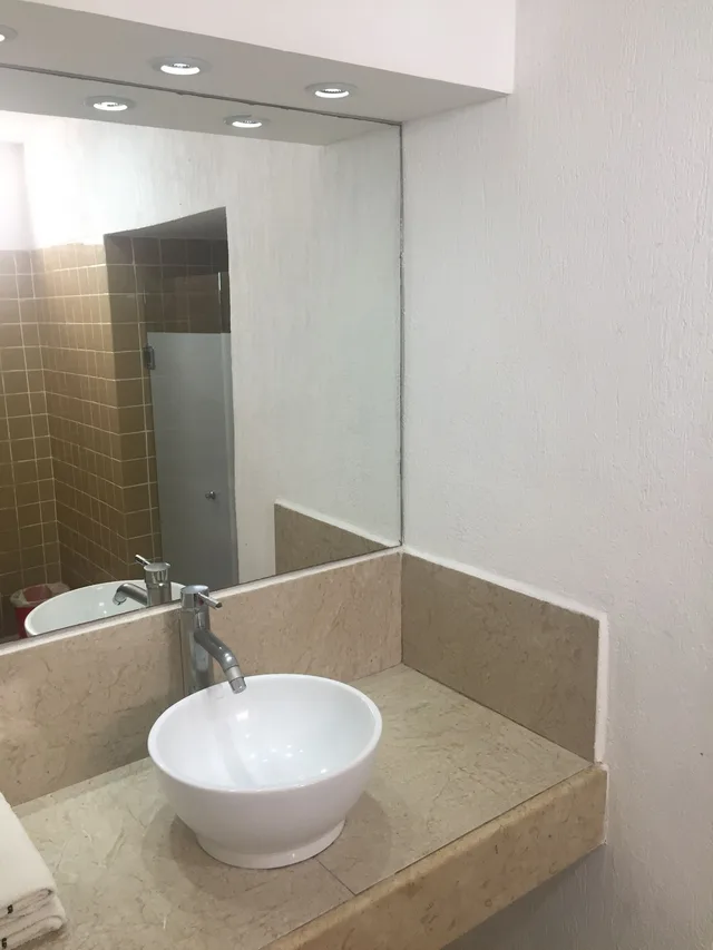 غرفة قياسية بسرير كينج بإطلالة على البحر، Hotel Essens by Kavia 6/10