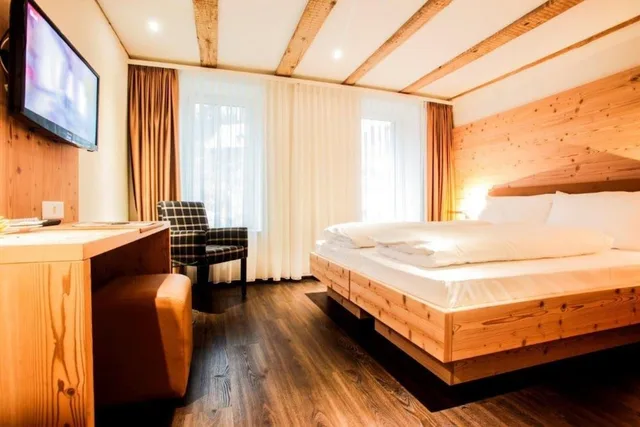 Standard, Twin Beds, Boutique Hotel Waldegg Horw 1/9