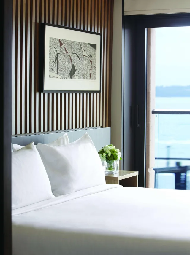 غرفة بسرير كينج بإطلالة على المرفأ، PARK HYATT SYDNEY 1/1
