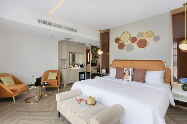 غرفة ديلوكس بسرير كينج بإطلالة على النهر، La Seine Hotel 8/10