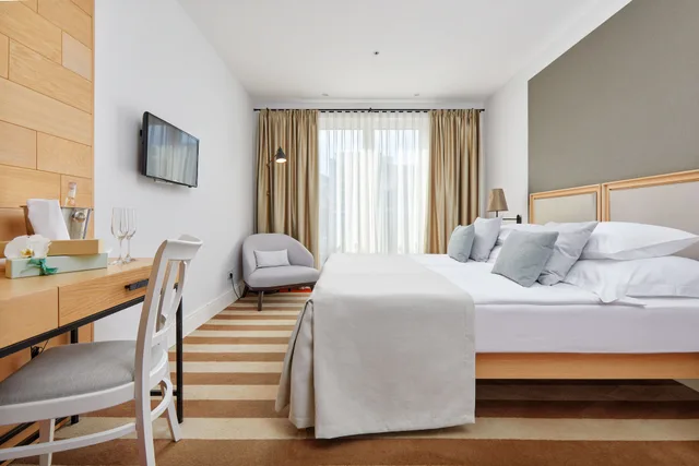 غرفة قياسية بسرير مزدوج، Hotel Budva 1/2