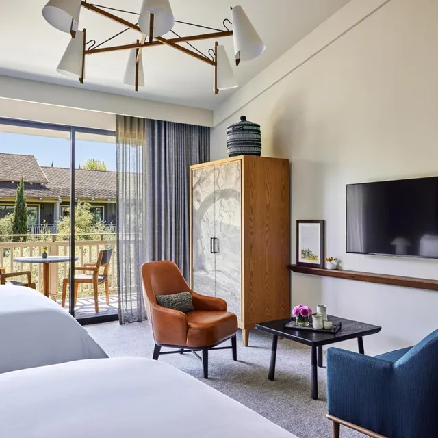 غرفة رباعية، Rosewood Sand Hill 1/3