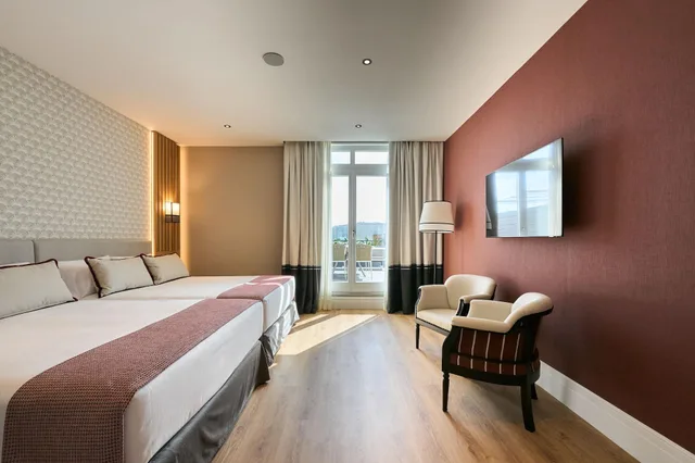 جناح ديلوكس، Hotel Catalonia Ramblas 1/3