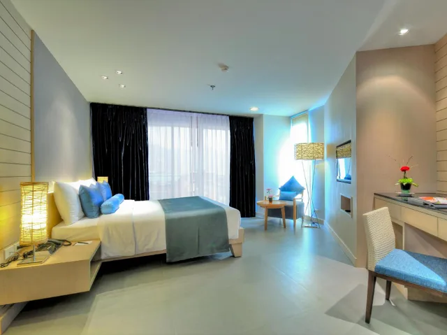 جناح عائلي بسرير مزدوج وسريرين منفصلين بغرفتي نوم، The Ashlee Heights Patong Hotel and Suites 2/2