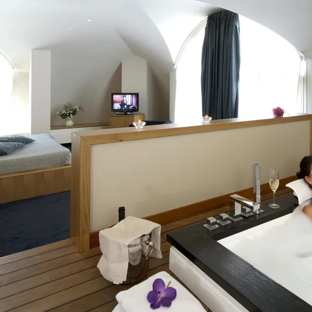 جناح ديلوكس بجاكوزي، Hotel Delle Fiere 4/4