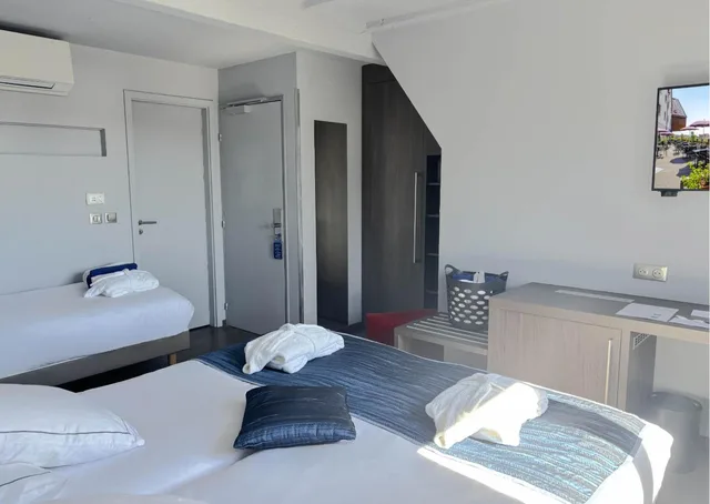غرفة عائلية ثلاثية، Best Western Plus Hotel and SPA Le Schoenenbourg 6/8