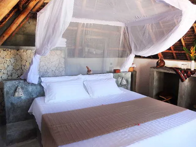 بنغل بإطلالة على المسبح، Nur Beach Resort 2/4