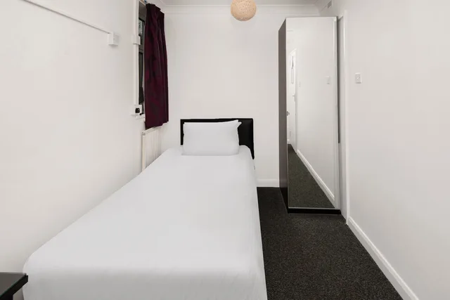 غرفة قياسية مفردة، OYO Chriss Motel 1/9