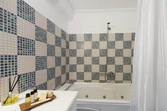 جناح سوبيريور، Kastro Suites 3/3