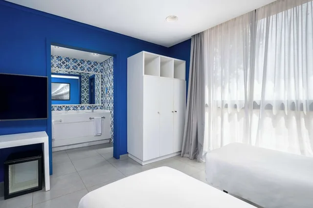 غرفة قياسية بسرير كينج بإطلالة على الحديقة، Radisson Blu Resort Taghazout Bay Surf Village 3/4