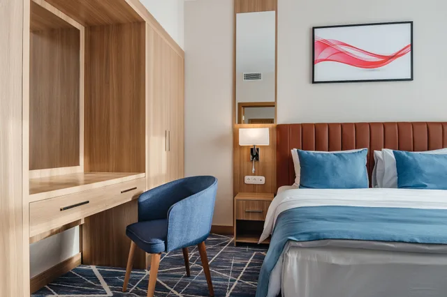 Suite, King Bed, Ramada by Wyndham Astana 1/1