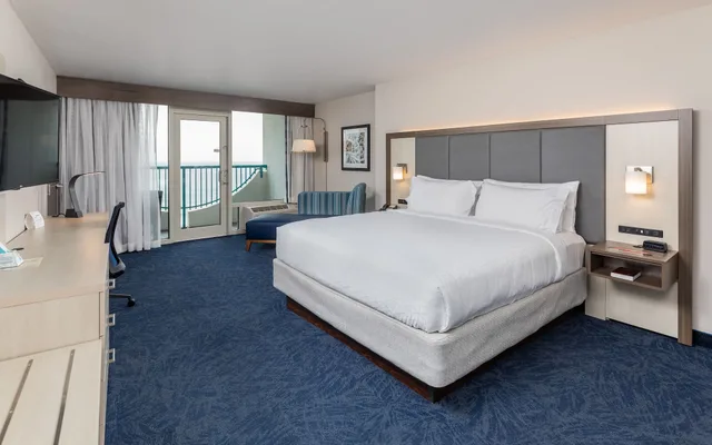 جناح بسرير كينج بشرفة، Holiday Inn Express Pensacola Beach 3/10