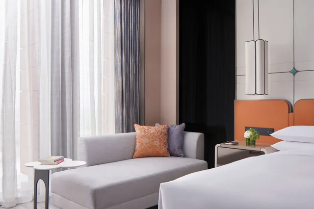 غرفة ديلوكس بسرير كينج، Tianjin Marriott Hotel National Convention and Exhibition Center 3/7