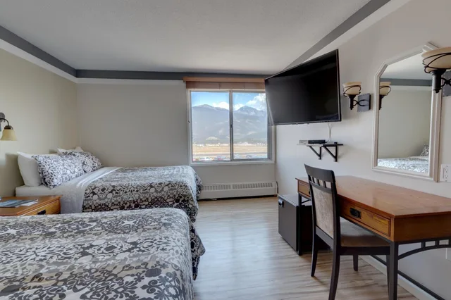 غرفة بريميوم بسرير كينج بإطلالة على الجبل، Astoria Hotel 4/5