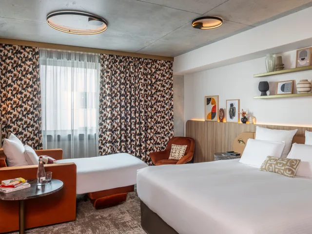 غرفة متصلة عائلية بسريرين كينج مع أريكة، Pullman Lyon 6/10