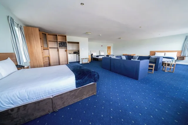 جناح سوبيريور بسريرين منفصلين وسريرين كينج بإطلالة على البحر، Inn On The Coast 1/1