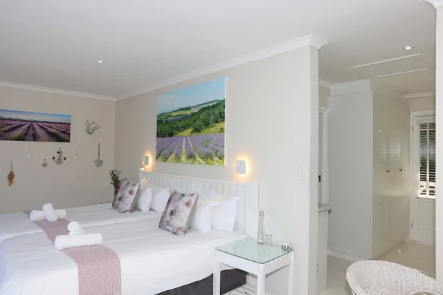 غرفة سوبيريور بسريرين منفصلين بإطلالة على الحديقة، Brenton Beach House 5/7