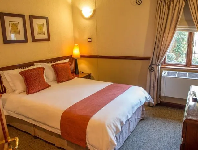 2 Bedrooms, Suite, Peermont Mondior Gaborone 1/3