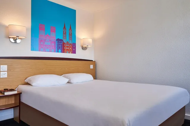 غرفة بسريرين منفصلين، Campanile Soissons 3/10