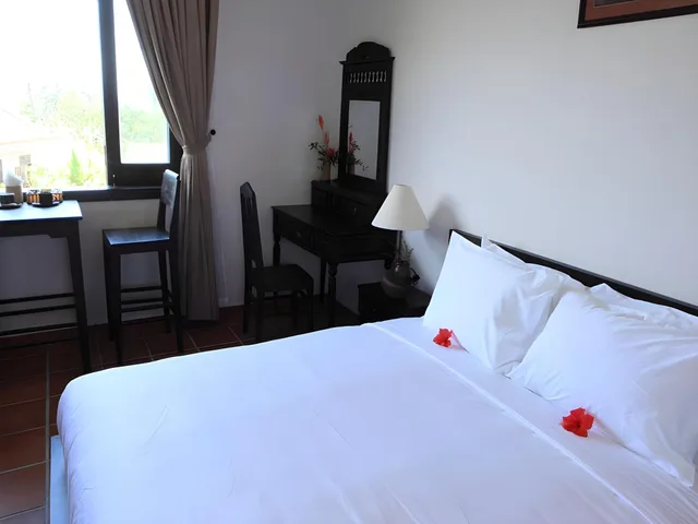 جناح عائلي، East West Villa 3/3