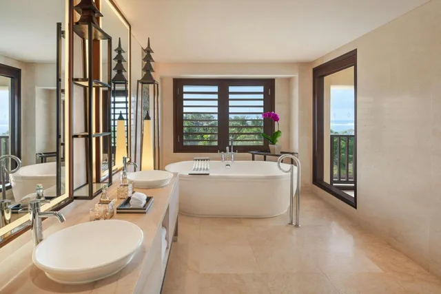 1 Bedroom, Ocean, Suite, King Bed, Ocean View, The St Regis Bali Resort 2/2