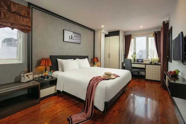غرفة ديلوكس بسرير كينج، Hanoi La Palm Premier Hotel & Spa 3/7