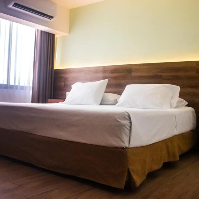 غرفة قياسية بسرير كينج، Del Paseo 5/10