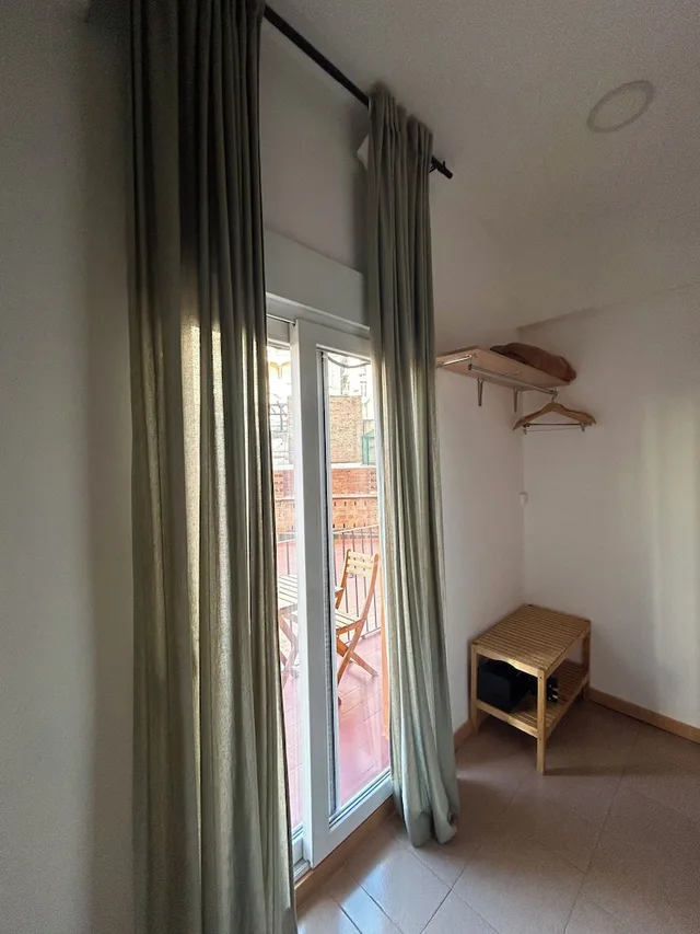 غرفة بسرير مزدوج أو سريرين منفصلين بحمام مشترك، Hostal Delfos 9/10