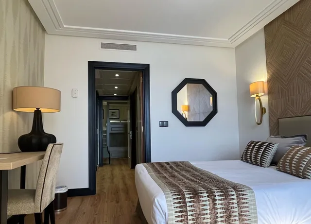 غرفة عائلية بإطلالة على البحر، Hotel Bahia 2/7