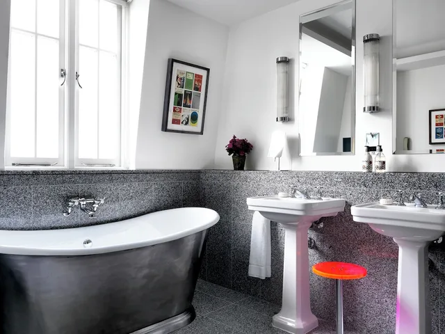 جناح بسرير كينج بشرفة بغرفة نوم واحدة، Covent Garden Hotel Firmdale Hotels 3/3