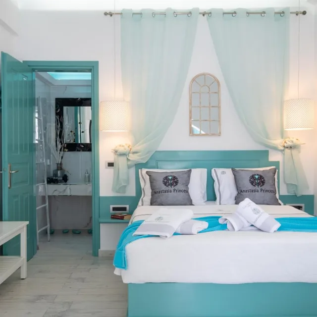 Suite, Hot Tub, Anastasia Princess - Adults Only 1/10