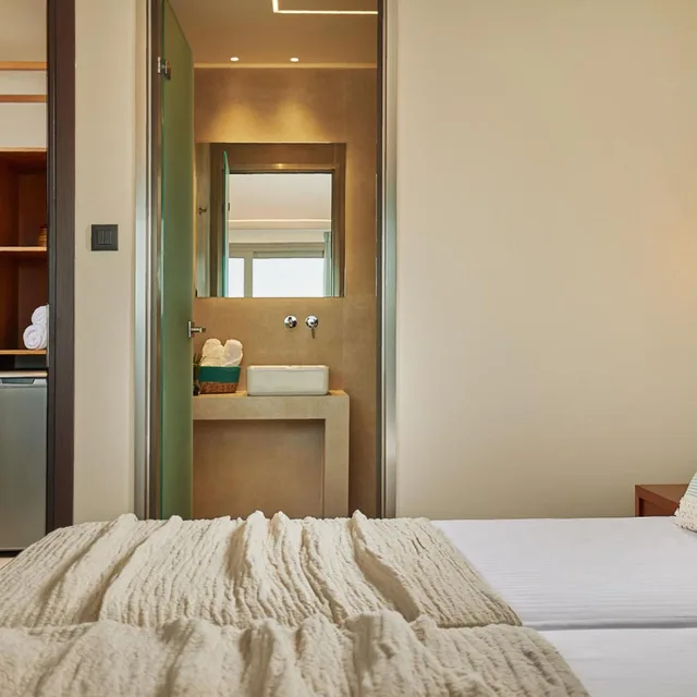 غرفة سوبيريور عائلية، Letsos Hotel 5/7