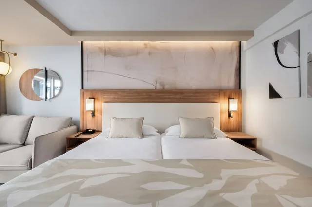 غرفة قياسية بسريرين منفصلين بشرفة، Riu Palace Nautilus - Adults Only 3/10