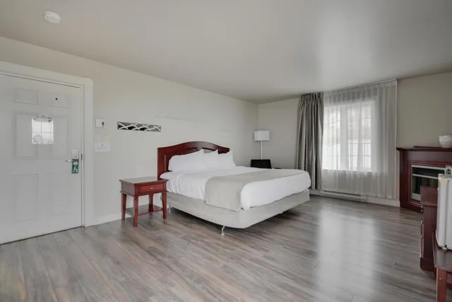 Pavilion, Budget, Double Bed، Hotel Le Petit Manoir Du Casino 6/10
